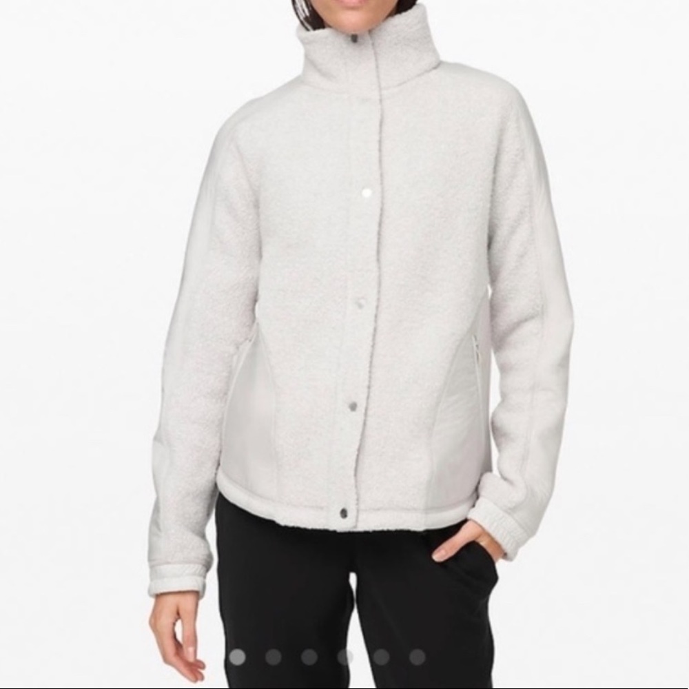 LuluLemon Athletica Go Cozy Sherpa Jacket - Gray/White Size 6